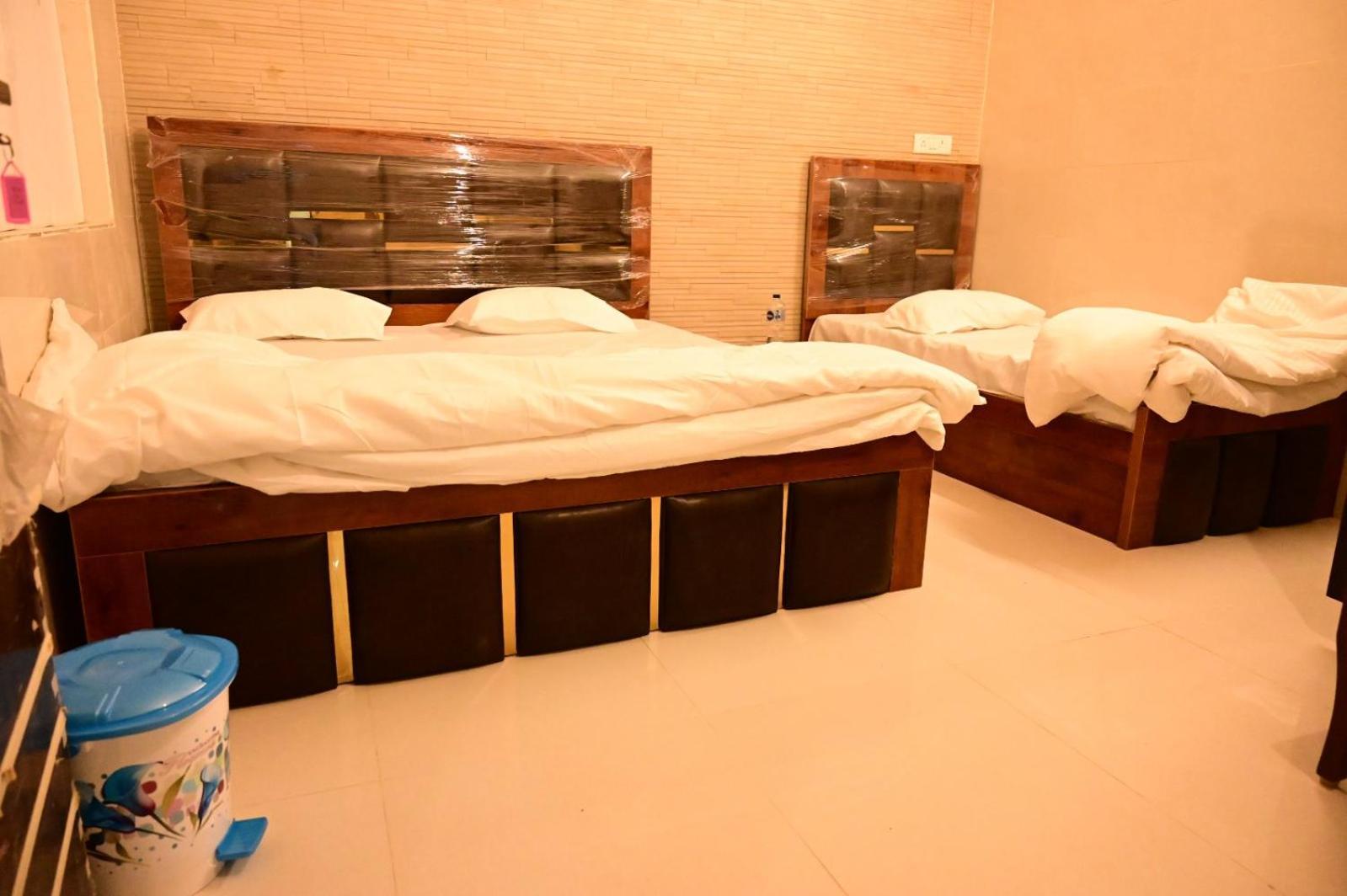 Hotel Sri Ram Lalla International Ayodhya Exterior foto